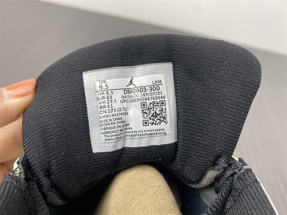 Air Jordan 13 Low “Singles Day‘’ DM0803-300