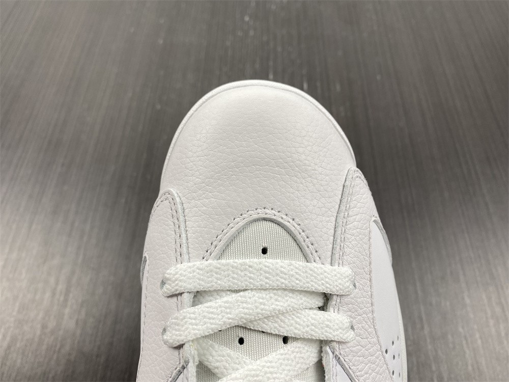 Air Jordan 6 “Red Oreo” CT8529-162