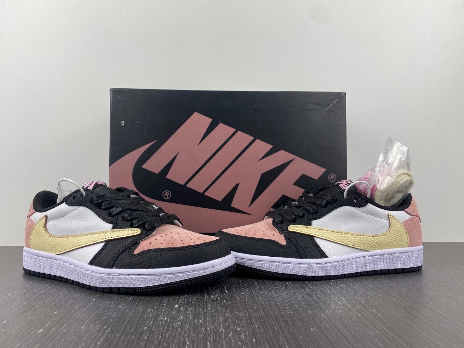 Air Jordan 1 Low DM7866-066