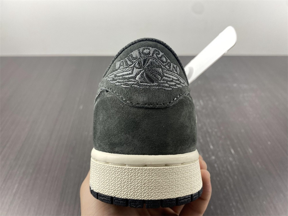 Air Jordan 1 Low DM7866-001