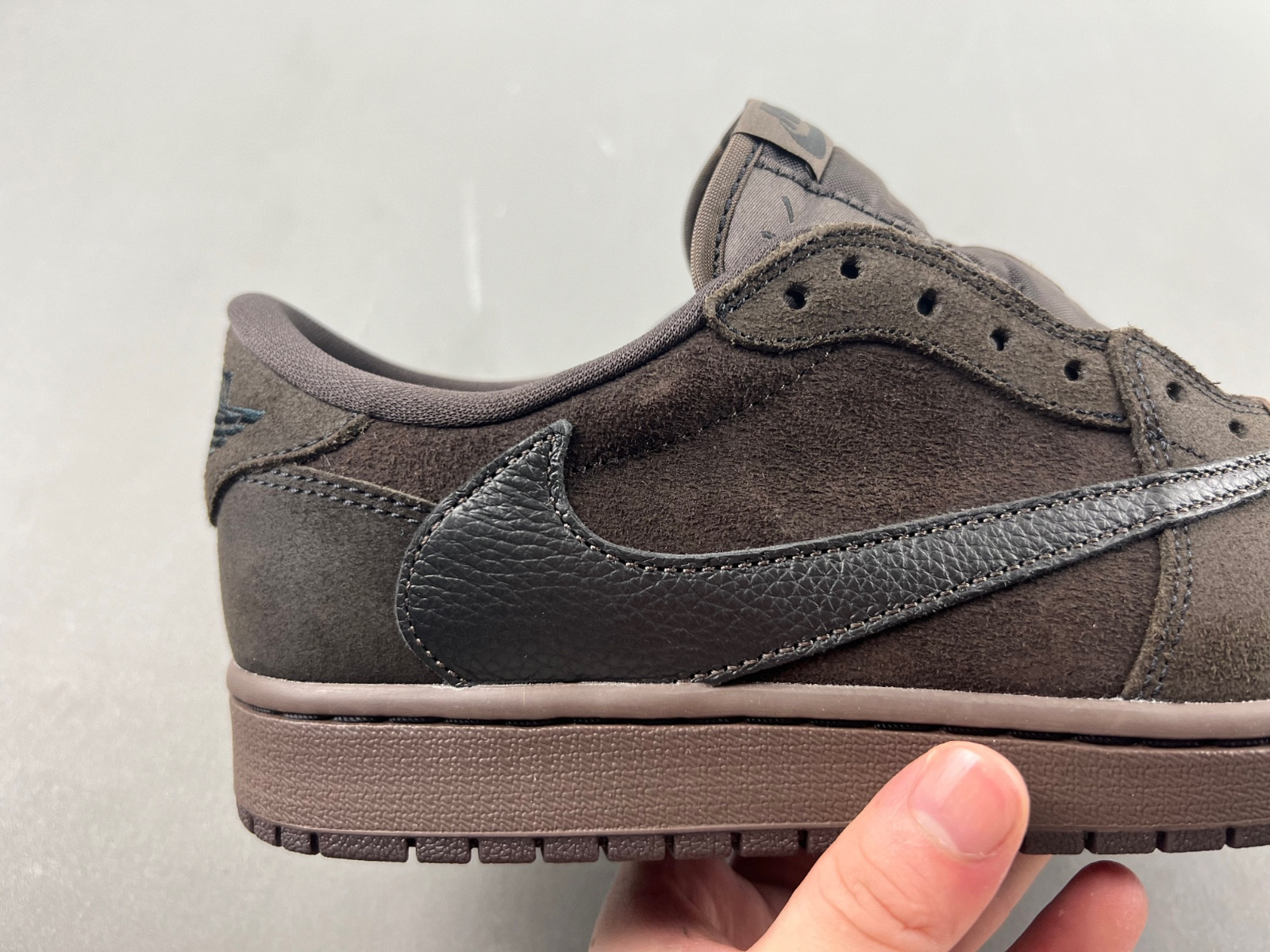 Travis Scott x Air Jordan 1 Low DM7866-202