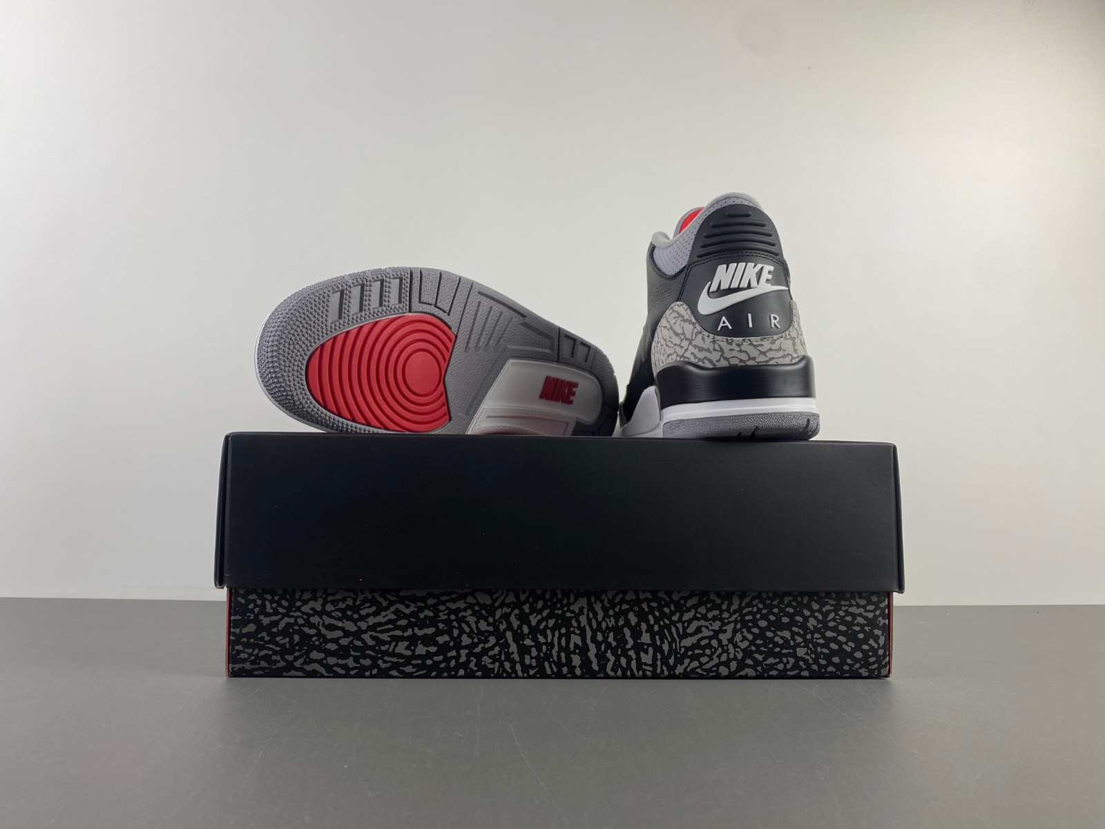 Air Jordan 3 OG “Black Cement” 2024 DN3707-010