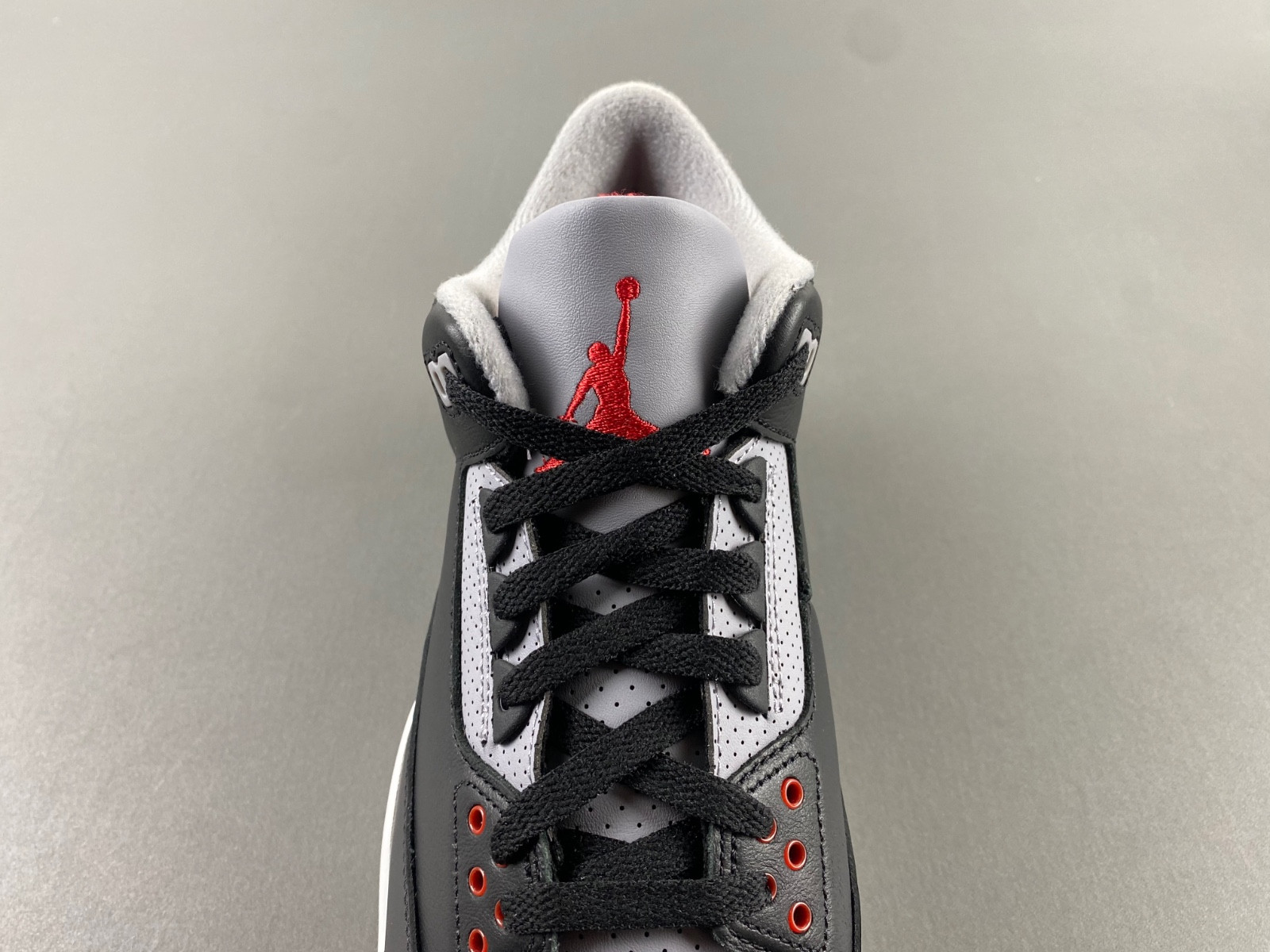 Air Jordan 3 OG “Black Cement” 2024 DN3707-010