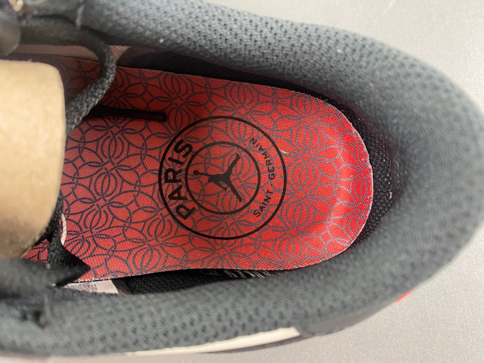 PSG x Air Jordan 1 Low OG HF8828-100