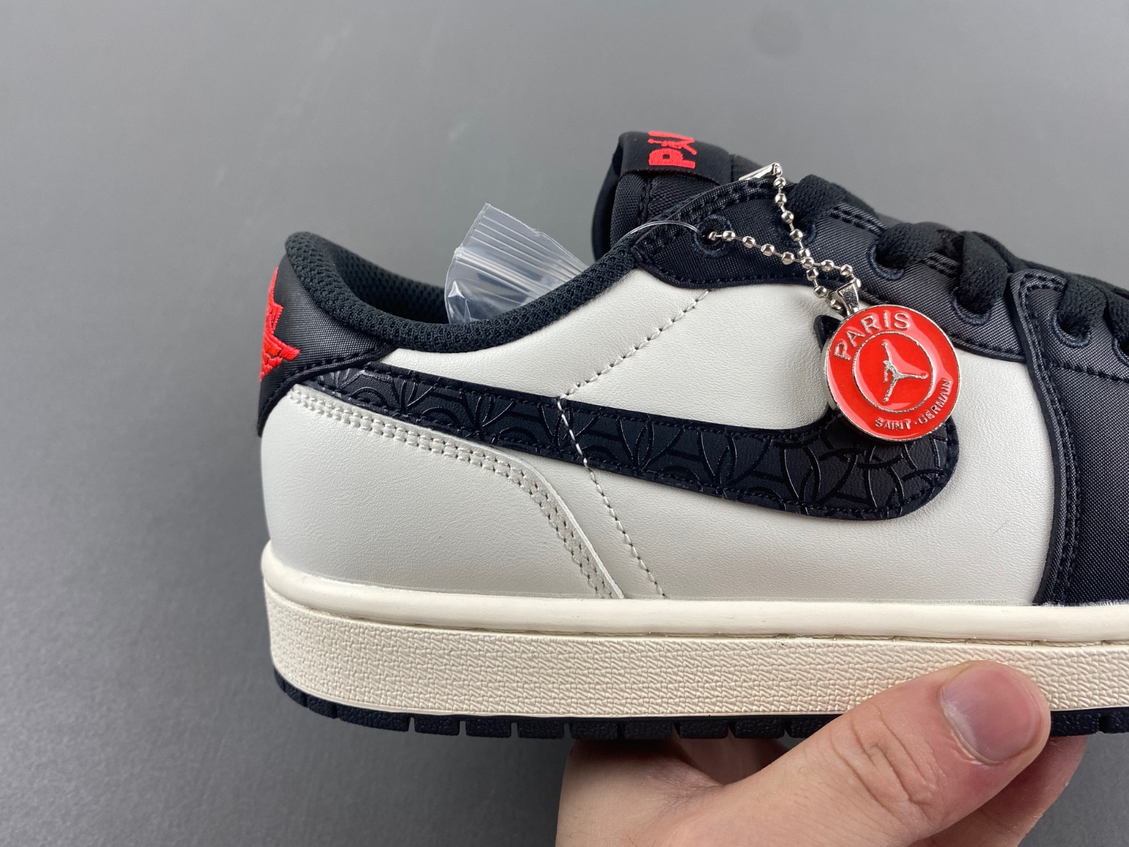 PSG x Air Jordan 1 Low OG HF8828-100