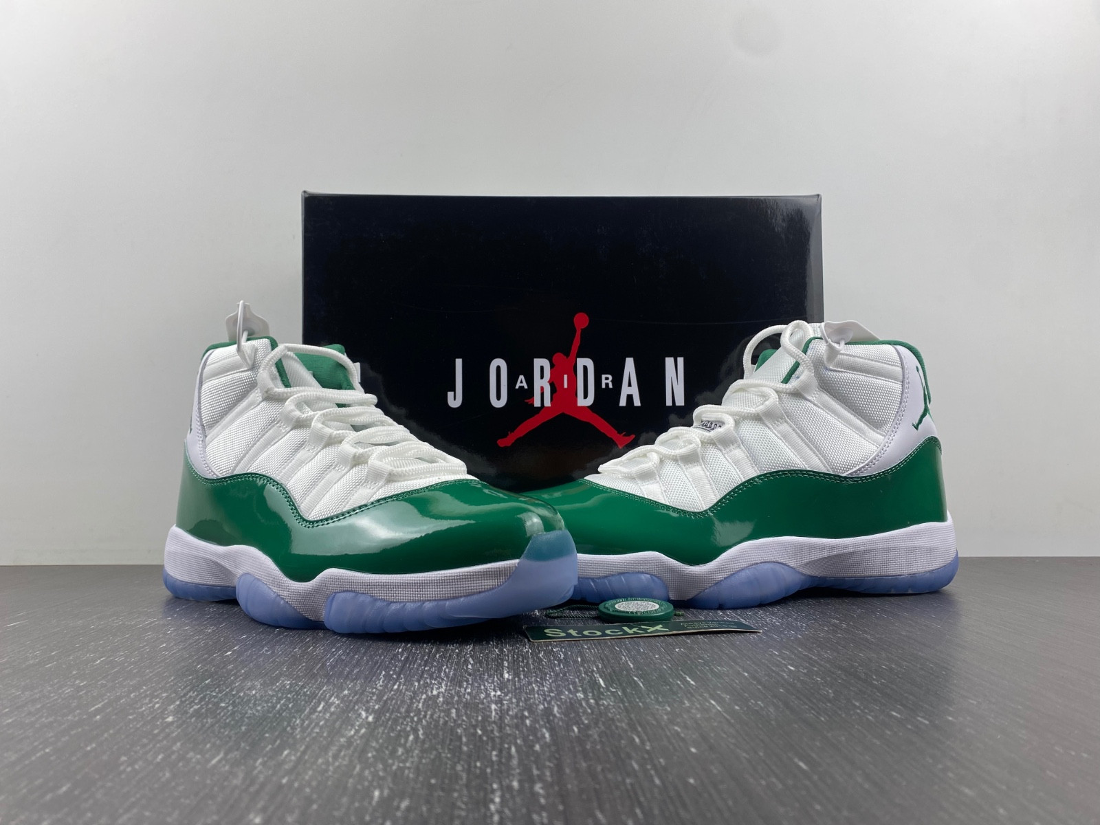 The Air Jordan 11 CT8012-113