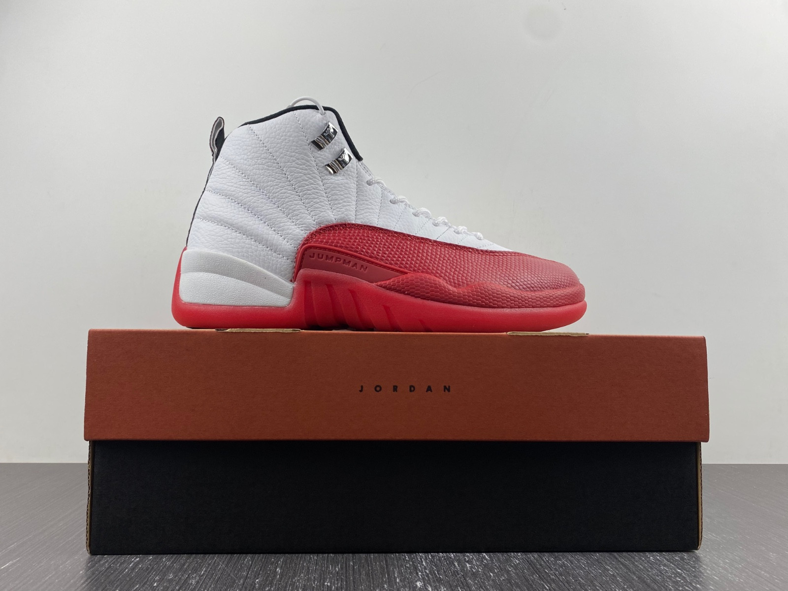 Air Jordan 12 Cherry AJ1204-110