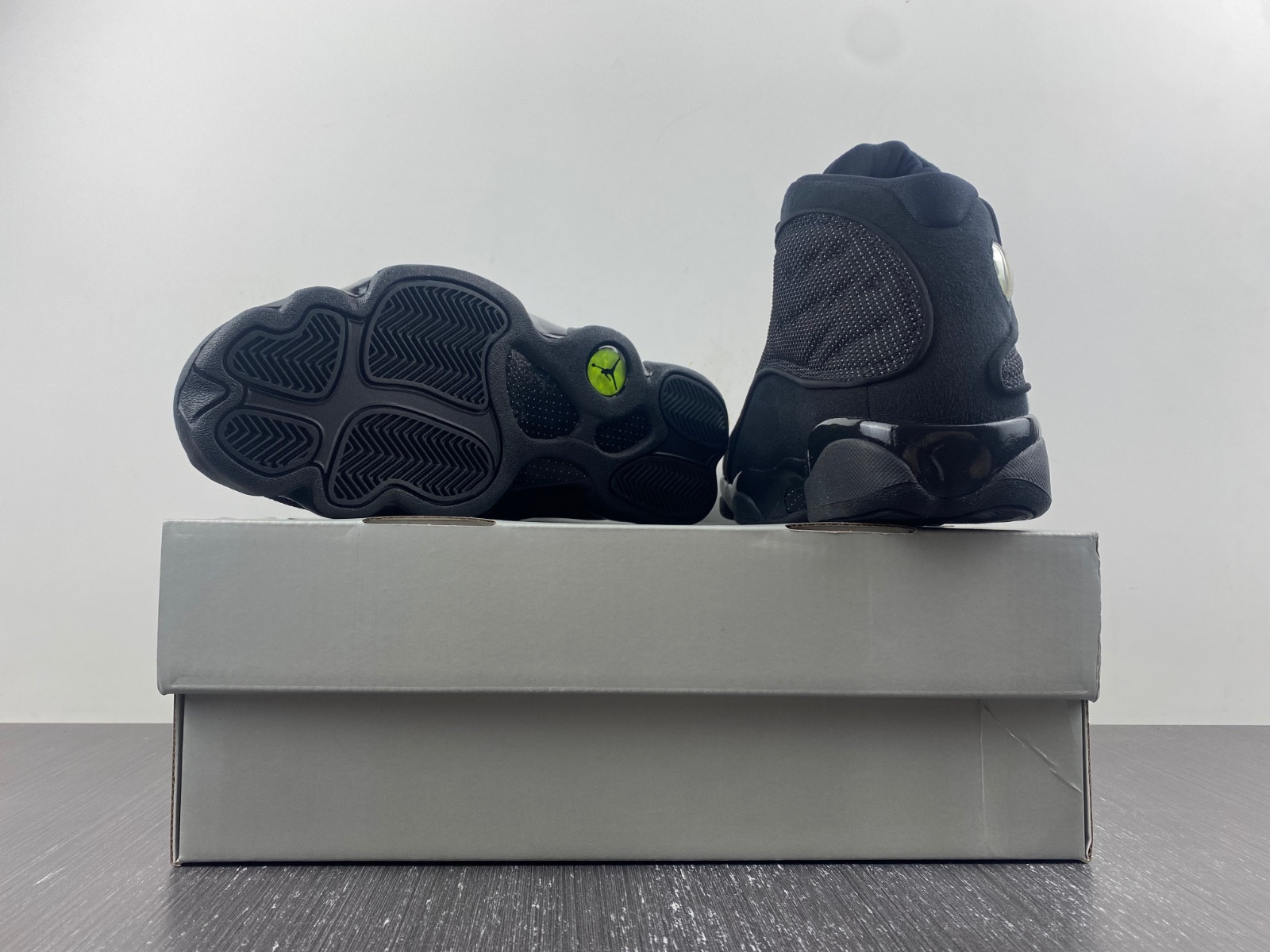 Air Jordan 13 “Black Cat” 414571-011