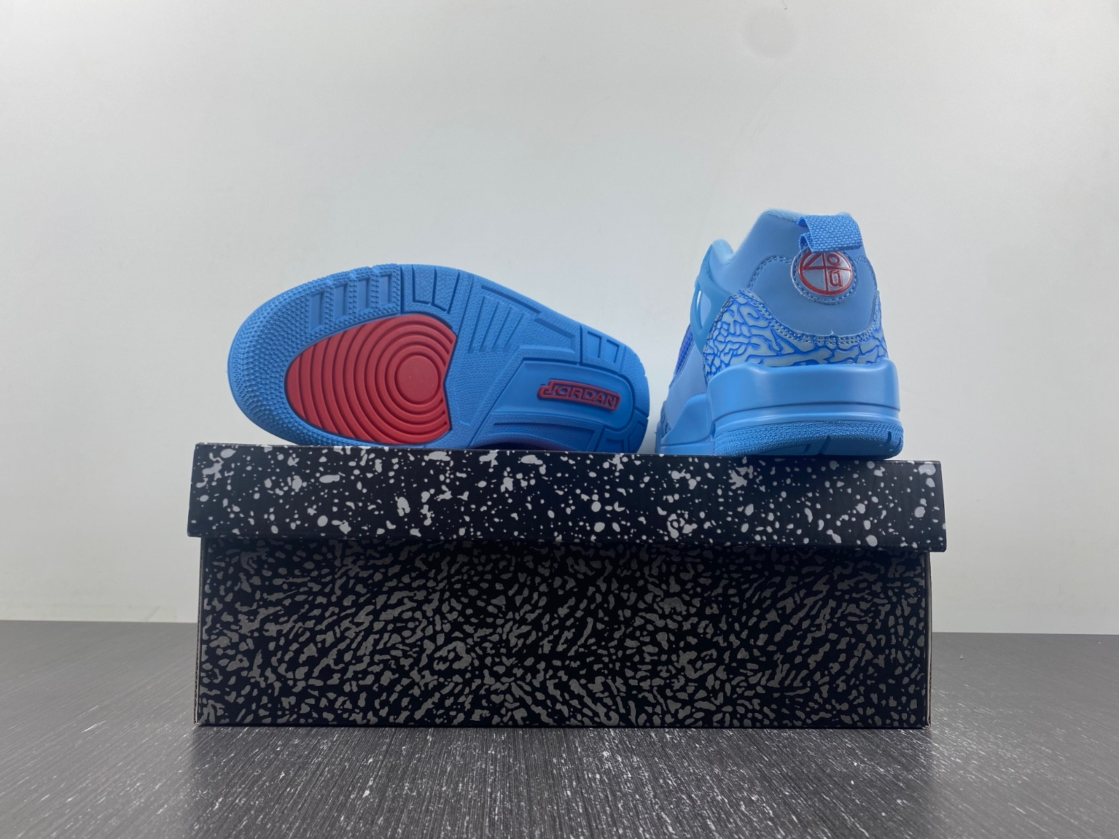 Jordan Spizike Low “Houston Oilers” FQ1759-400
