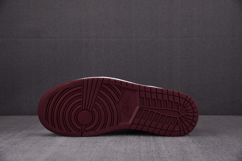 Air Jordan 1 Low “Cherrywood Red” 553558-615