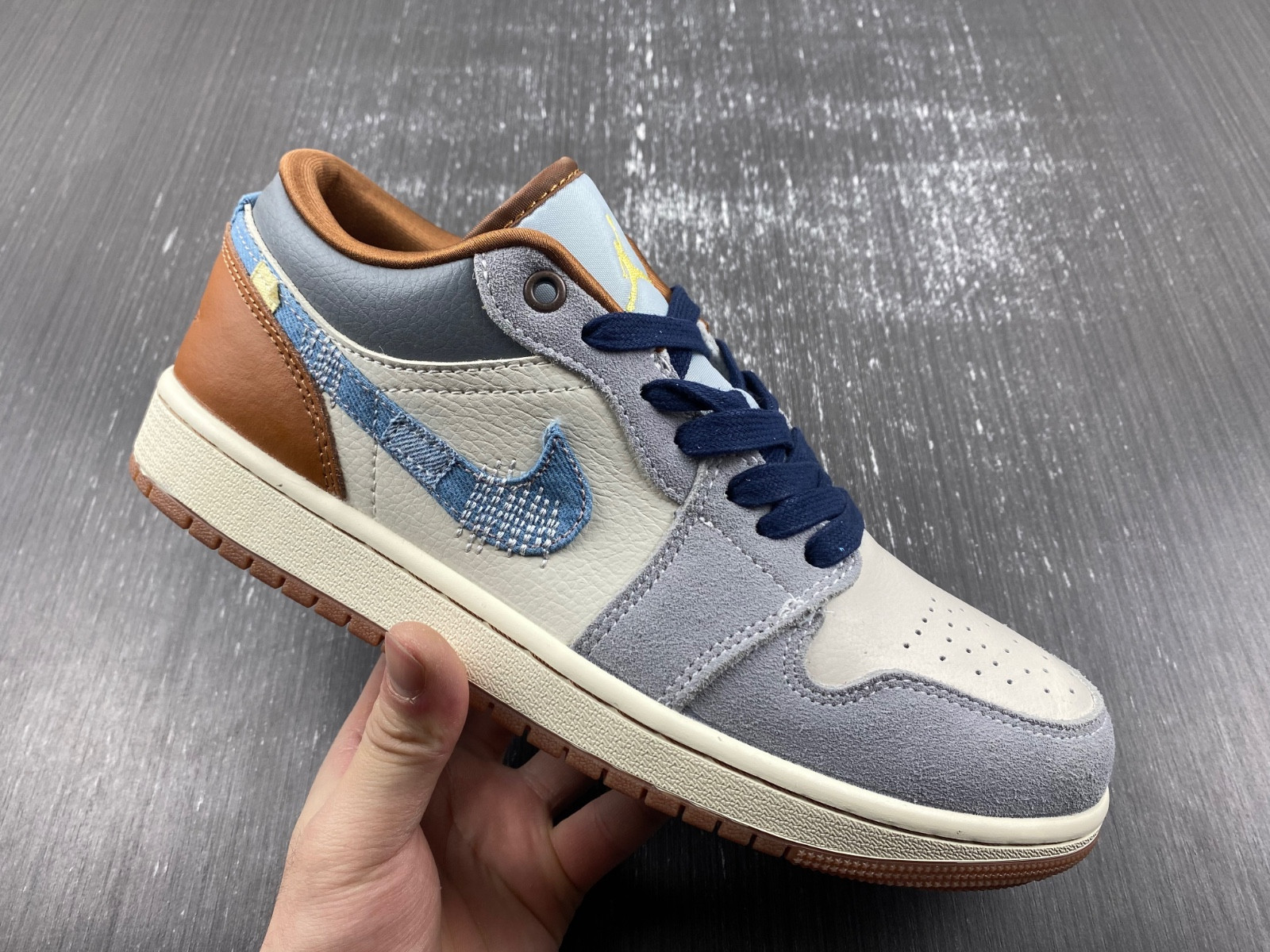 Air Jordan 1 Low FZ5042-041