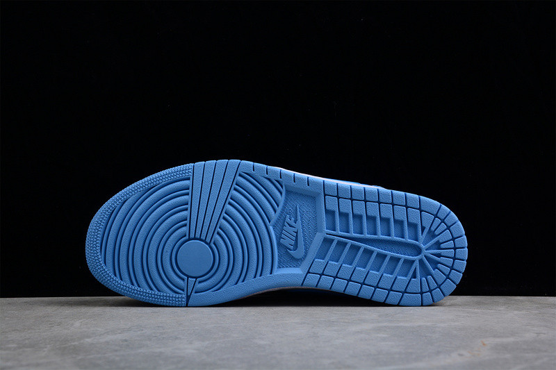 Jordan 1 Low Washed Denim (GS) DM8947-100