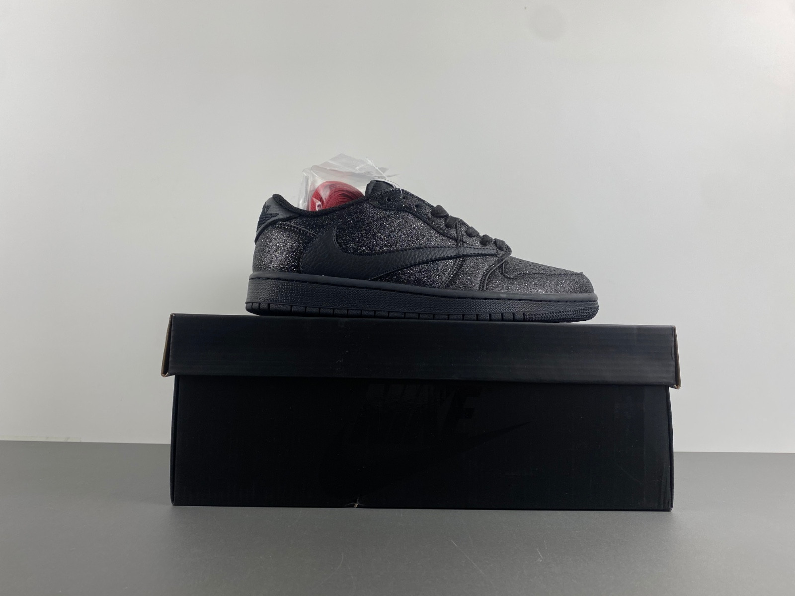 Travis Scott x Air Jordan 1 DM7866--282
