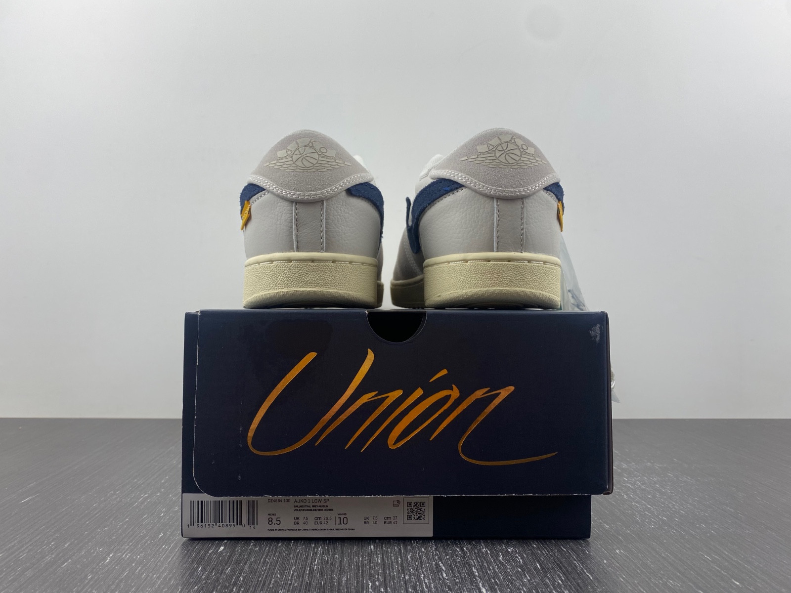 Union x AJKO 1 Low DZ4864-100