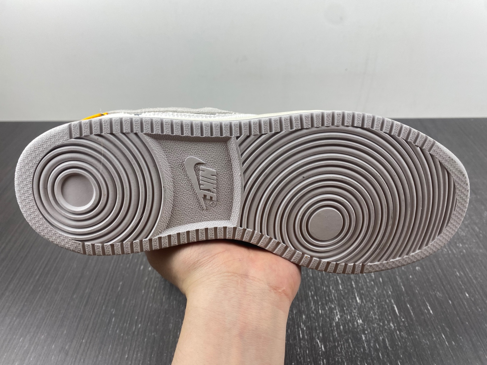 Union x AJKO 1 Low DO8912-101