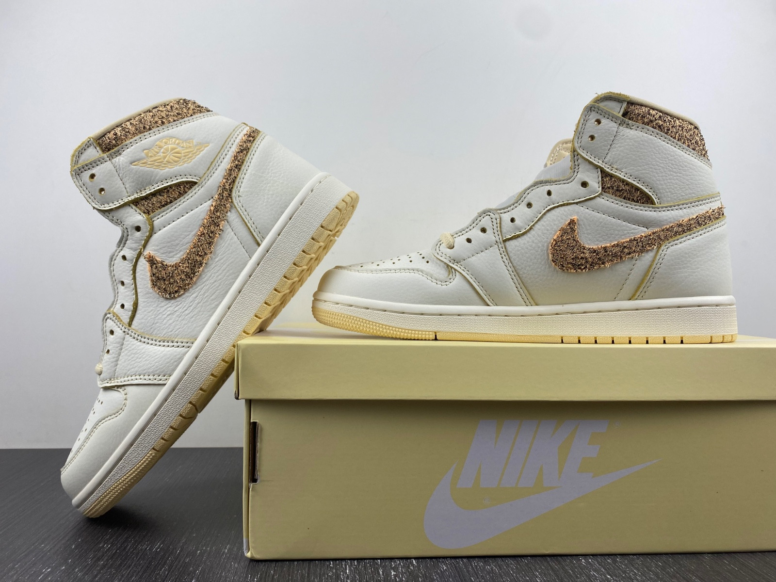 Air Jordan 1 High OG “Craft” FD8631-100