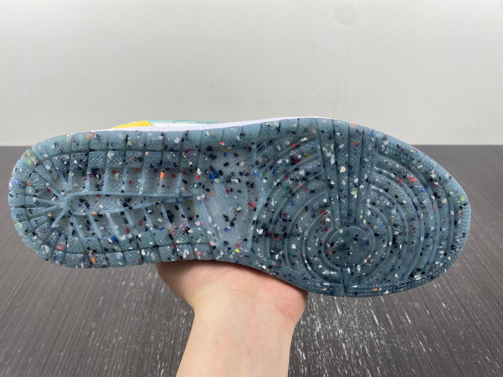 Air Jordan 1 Low GS “Citron Pulse” DX4375-800