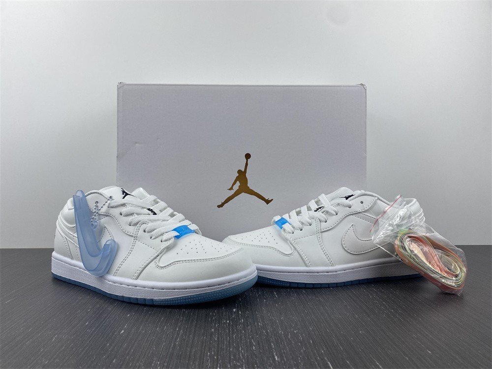 Air Jordan 1 Low AJ0819