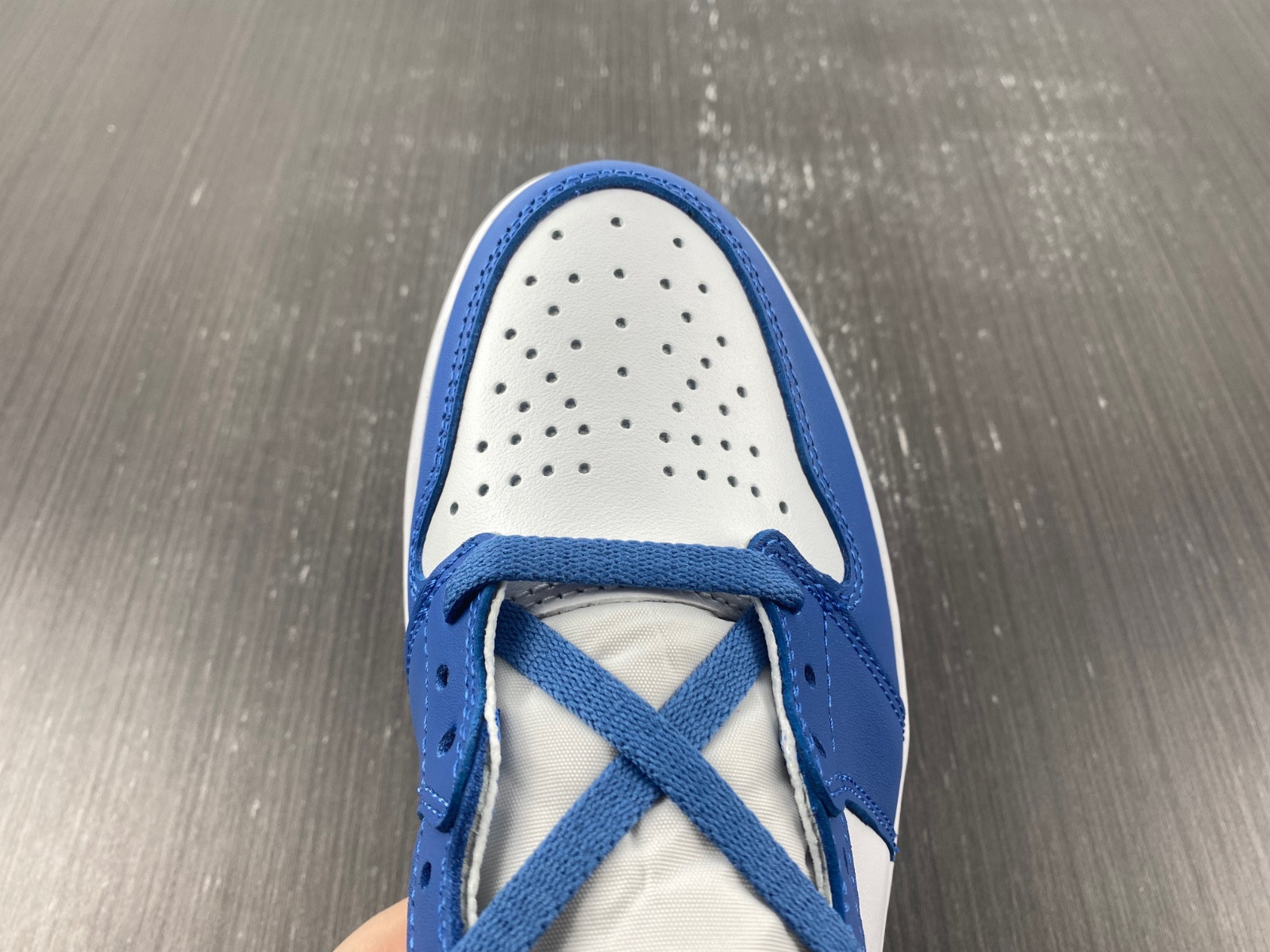 Air Jordan 1 High OG “True Blue” DZ5485-410