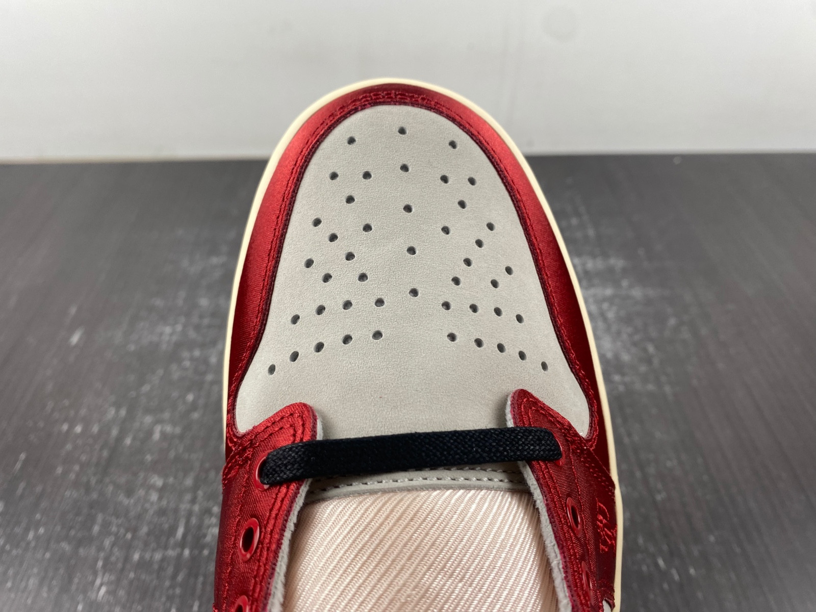 Trophy Room x Air Jordan 1 Low OG “Home” FN0432-100