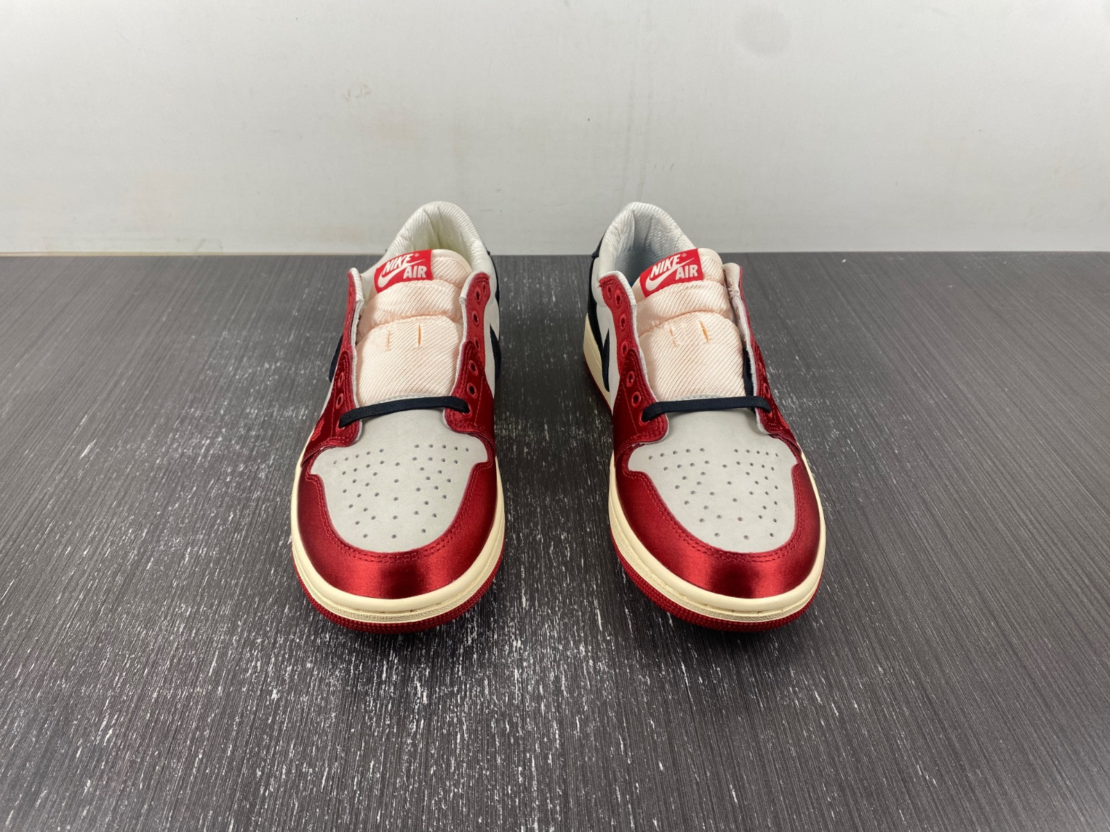 Trophy Room x Air Jordan 1 Low OG “Home” FN0432-100