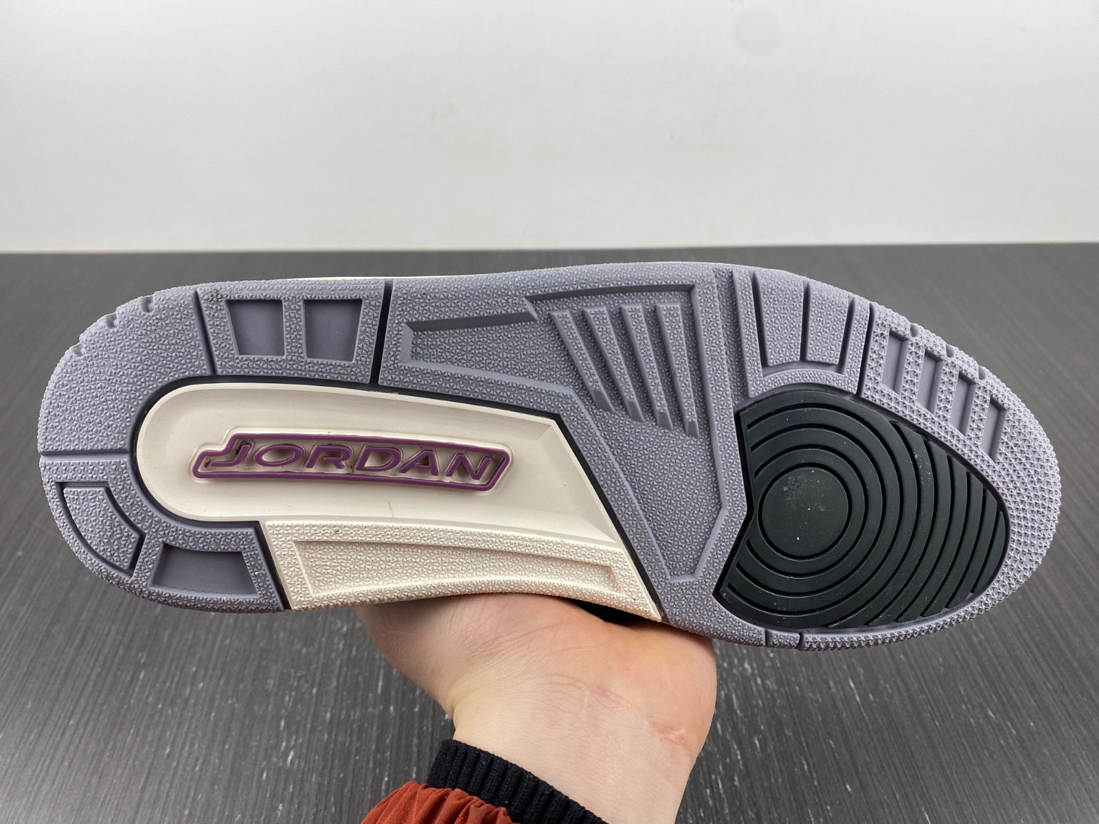 Jordan 3 Retro Winterized Archaeo Brown DR8869-200