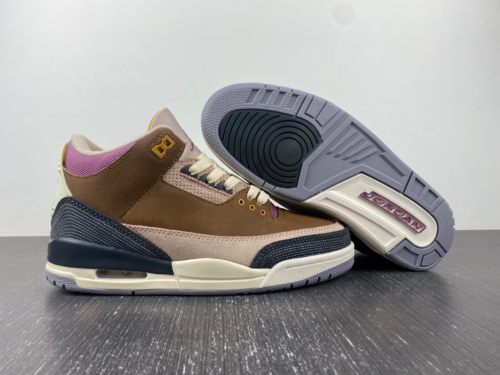 Jordan 3 Retro Winterized Archaeo Brown DR8869-200