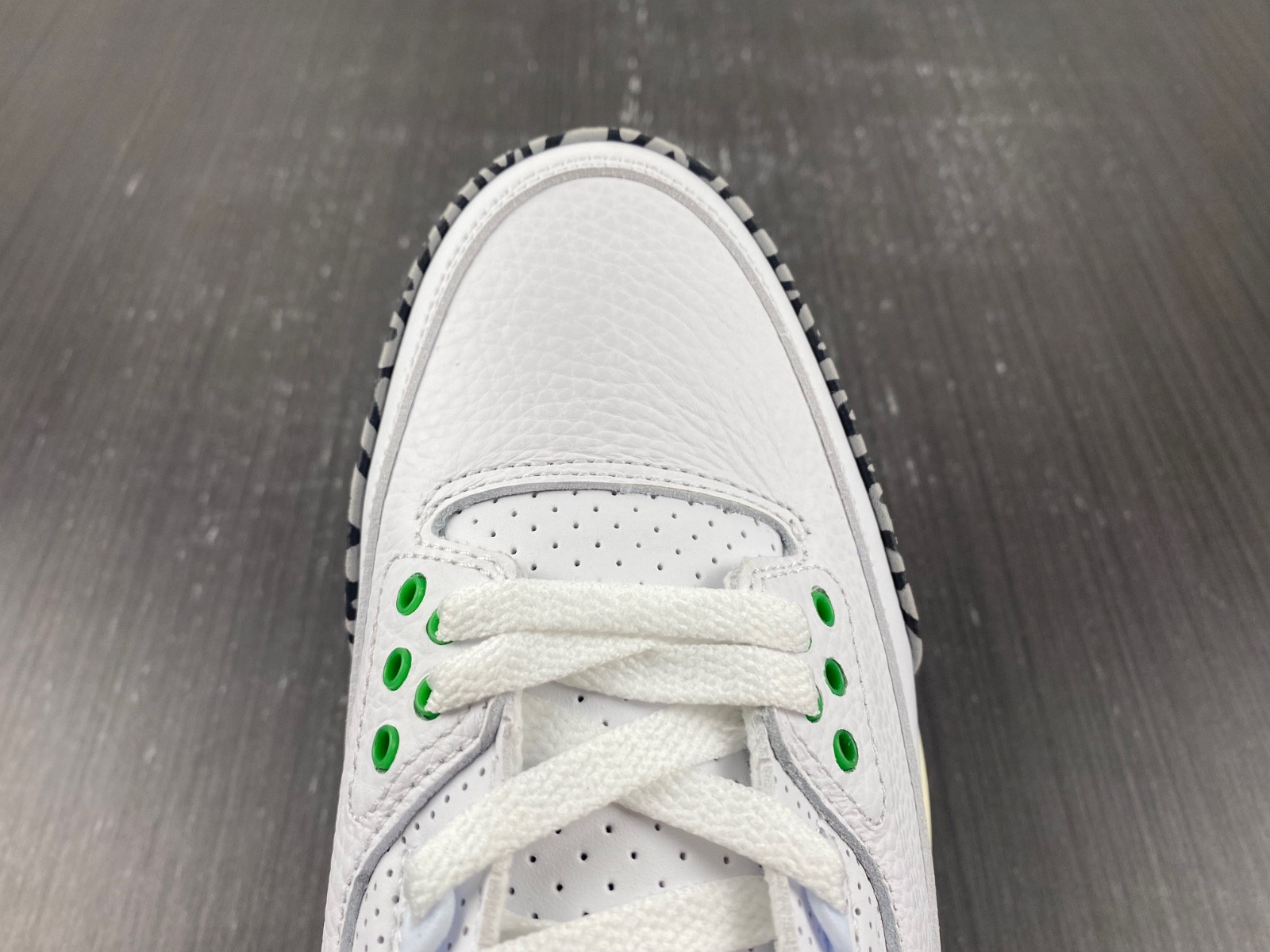 Jordan 3 Retro Lucky Green (W) CK9646-136
