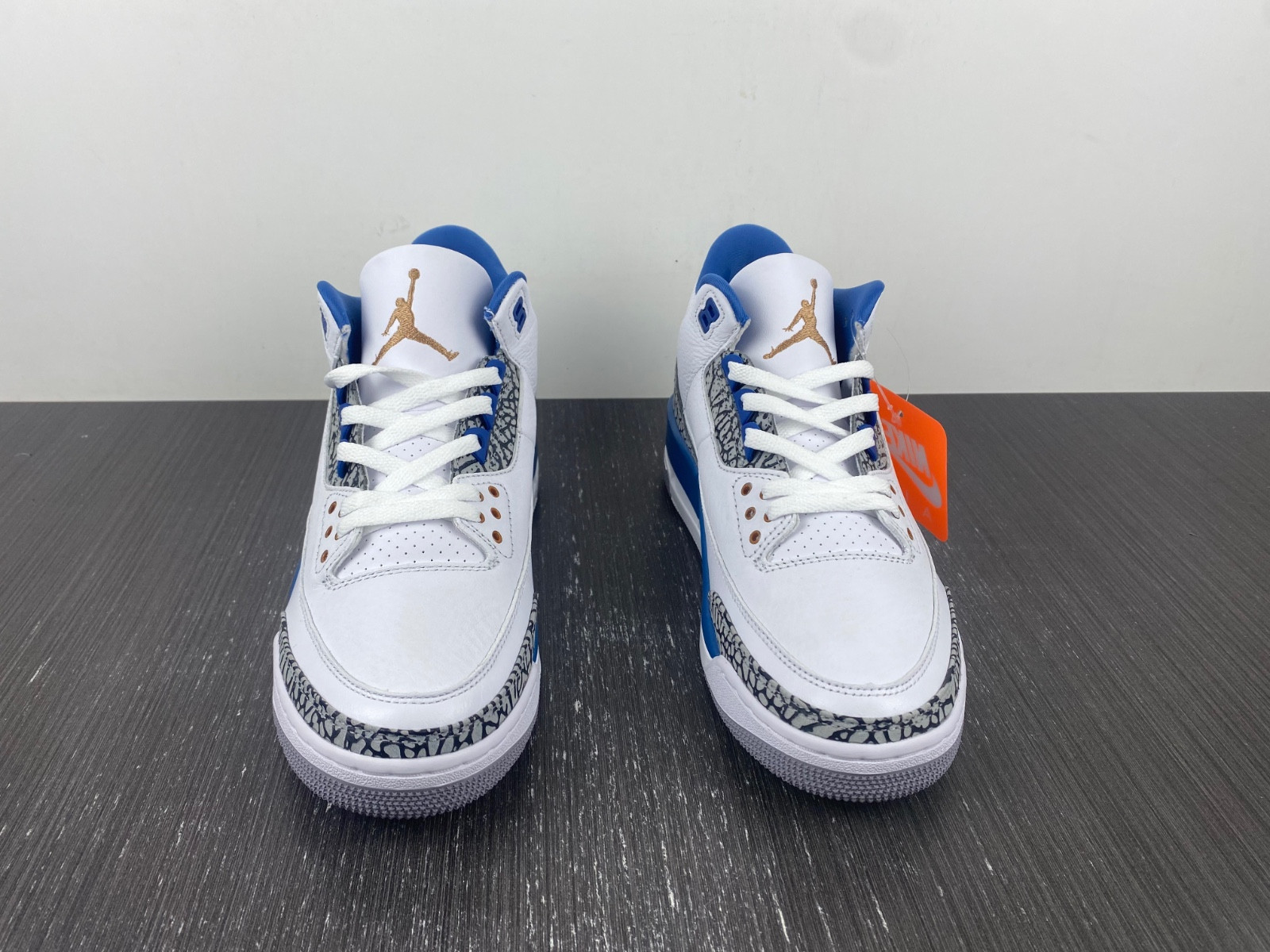 Air Jordan 3 “Wizards” CT8532-148