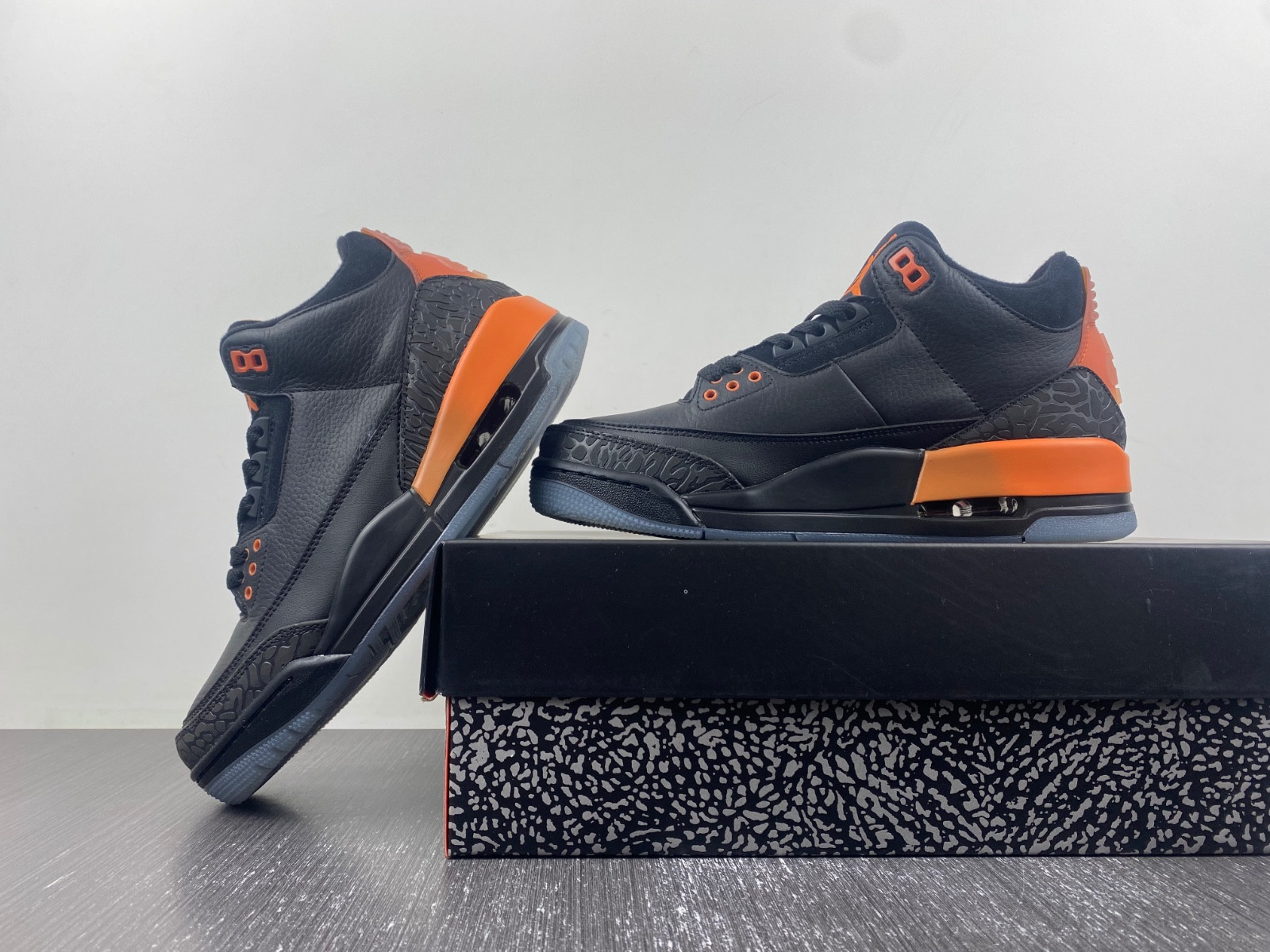 Air Jordan 3 CK9246-551