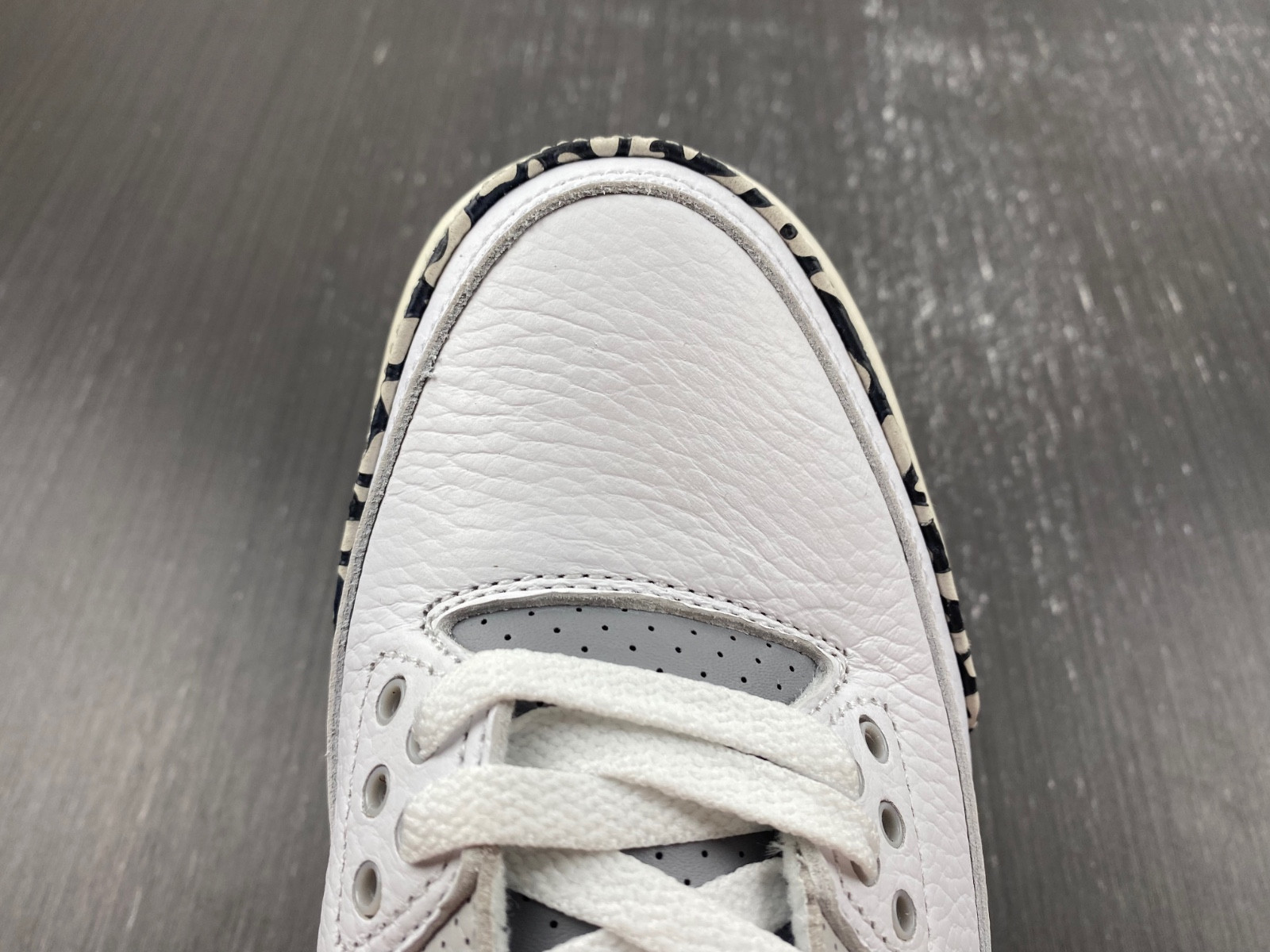 Air Jordan 3 GS “Hide N’ Sneak” DX6665-100