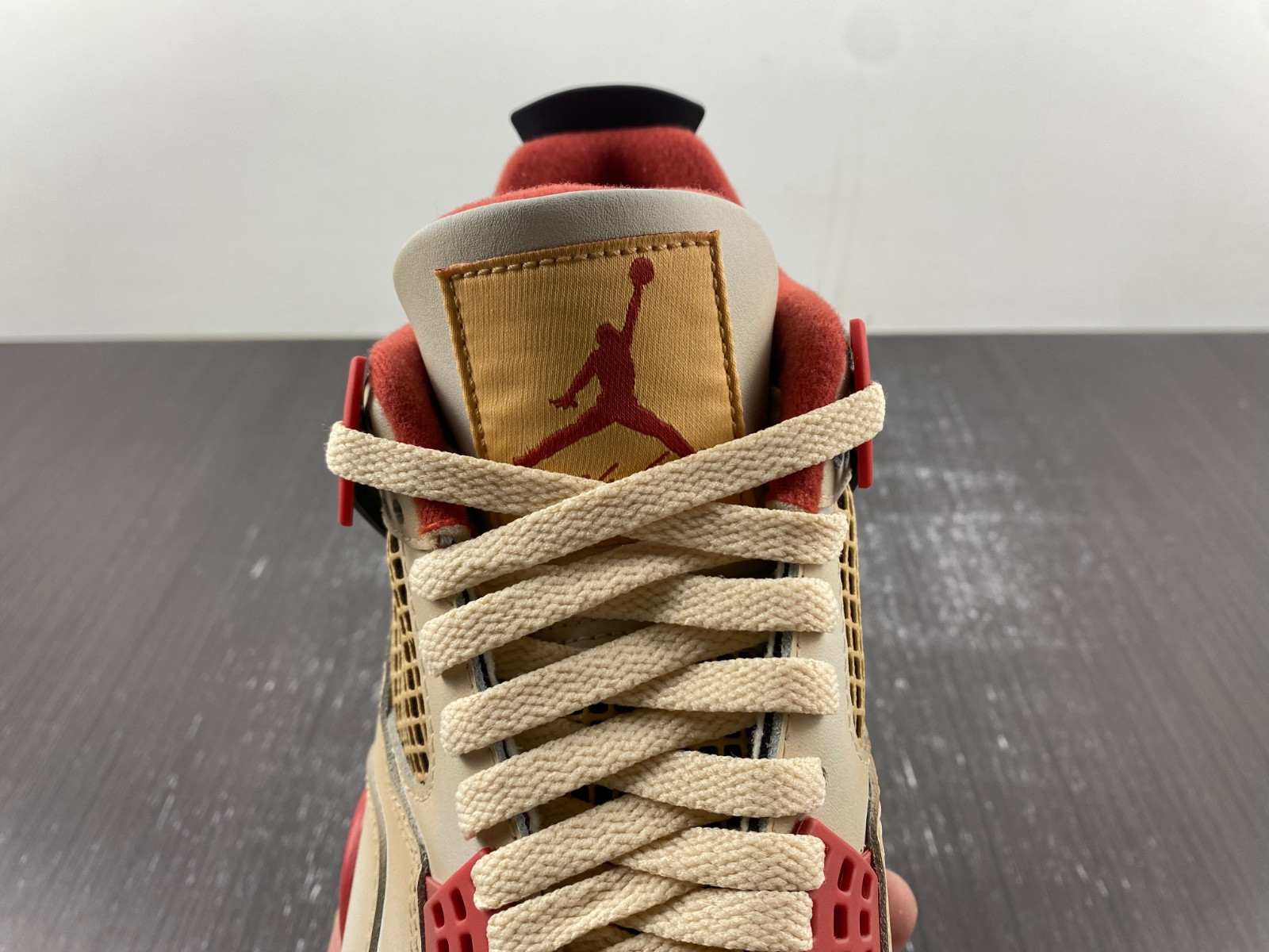 Air Jordan 4 AQ9129-105