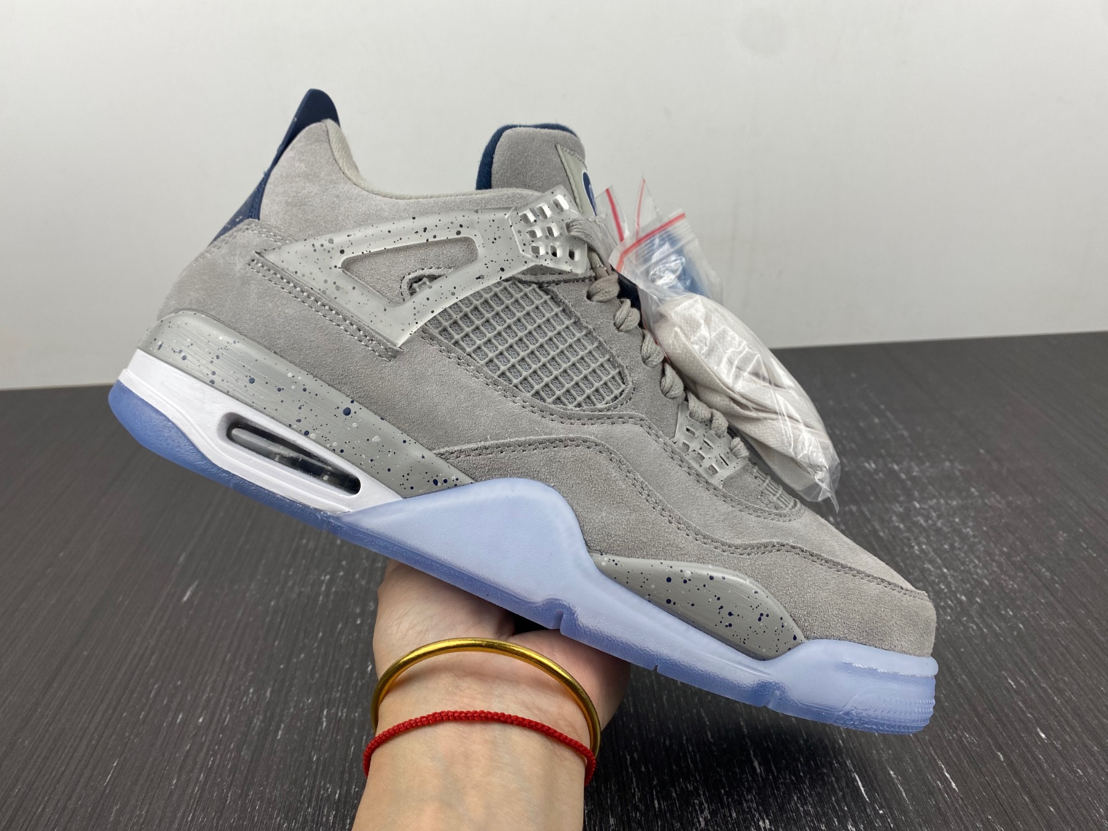 Air Jordan 4 Retro