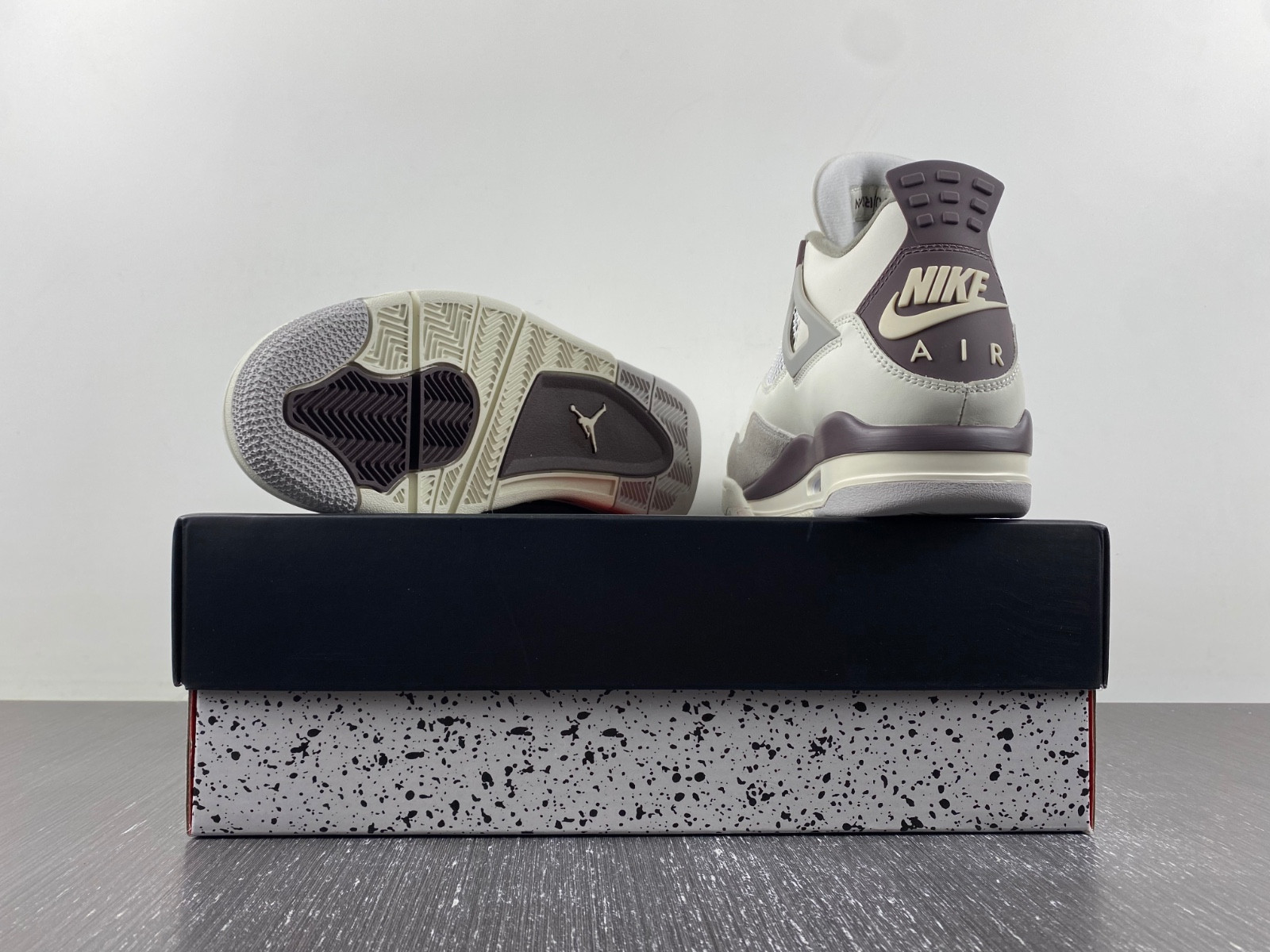 A Ma Maniere x Air Jordan 4 “Phantom” FZ4810-001