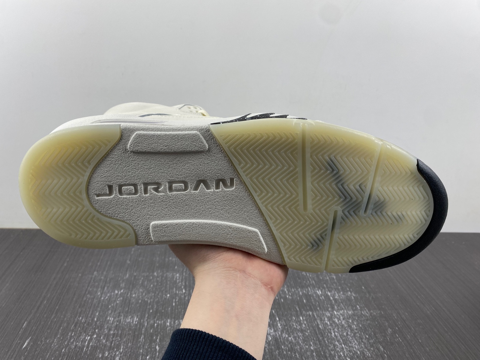 Air Jordan 5 SE “Sail” FN7405-100