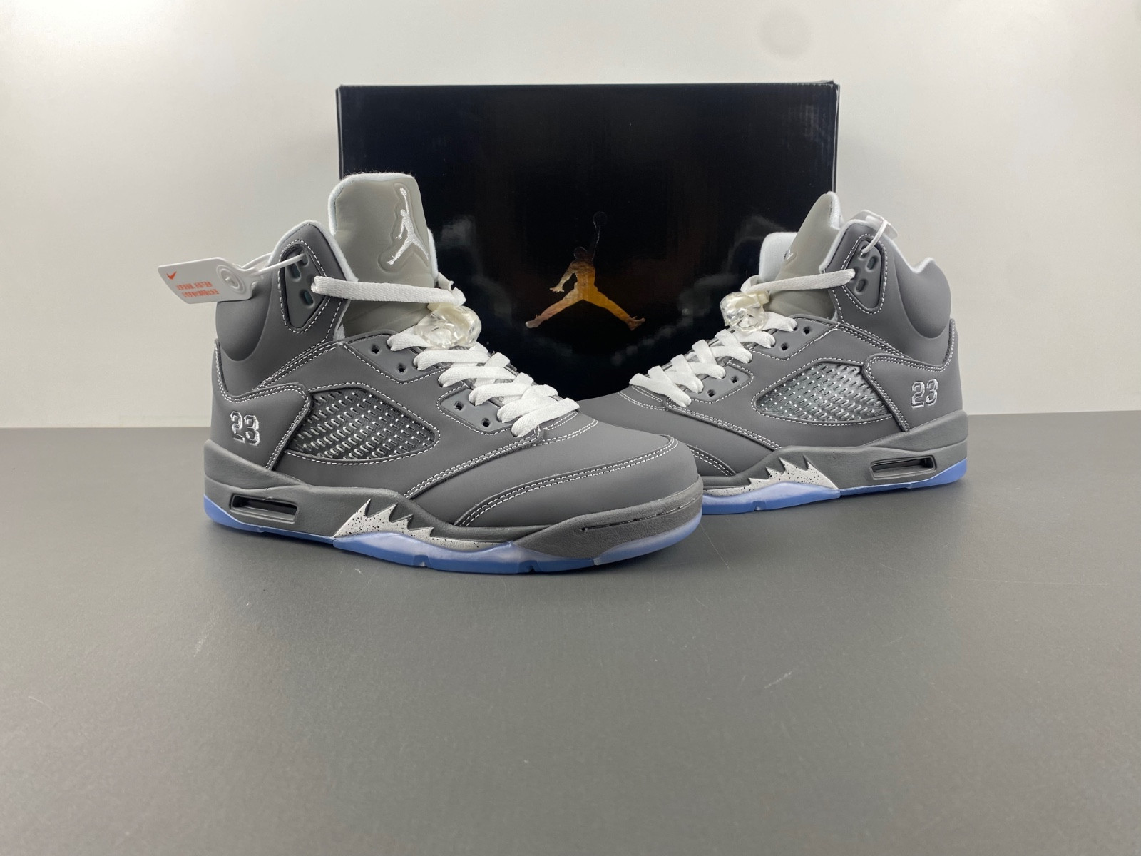 Jordan 5 Retro 