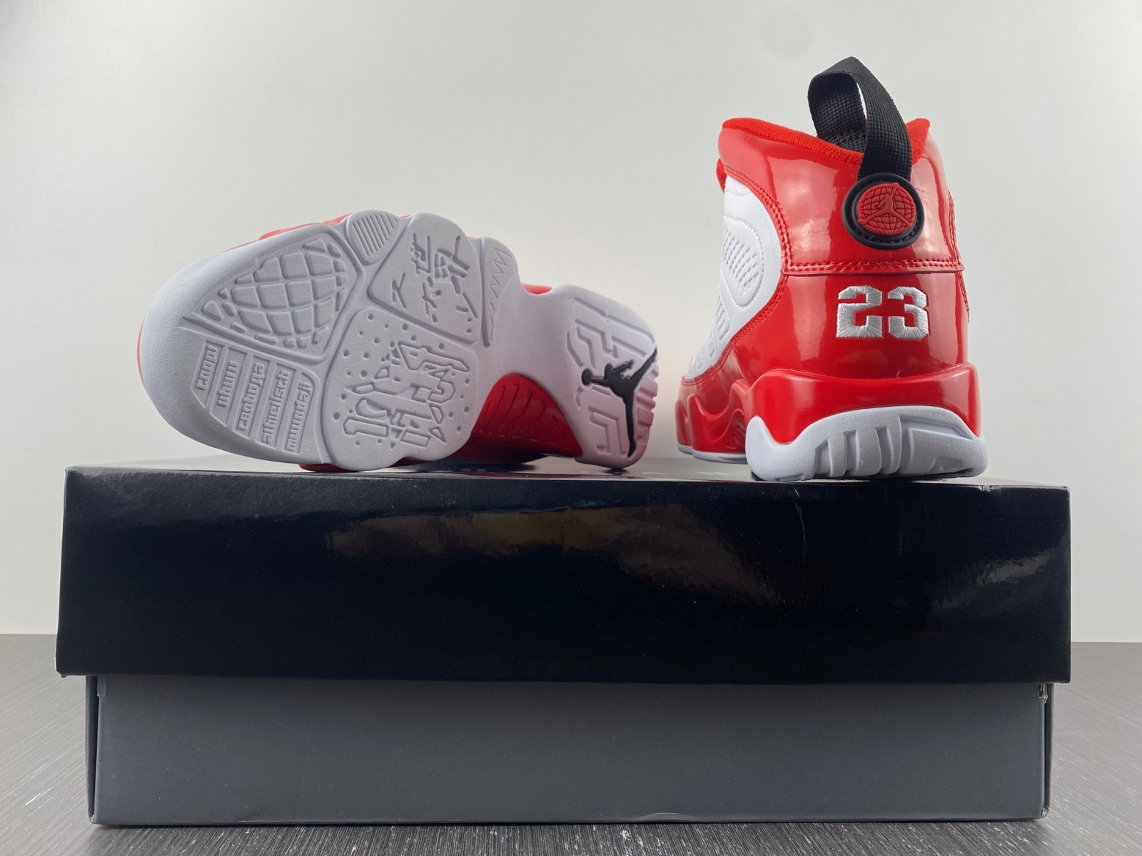 Air Jordan 9 “Gym Red”  302370-160