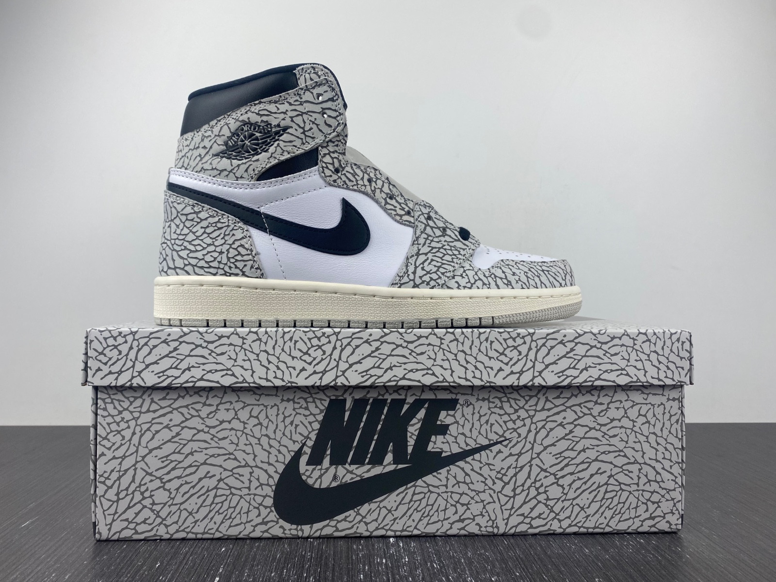 Air Jordan 1 High OG 