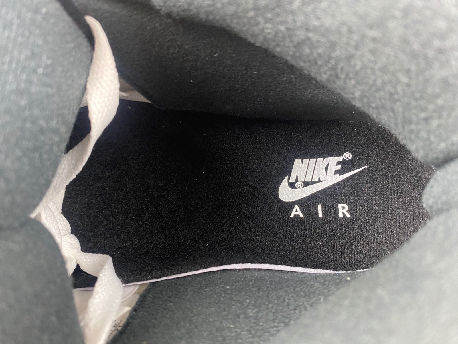 Air Jordan 2 OG “Chicago” DX2454-106