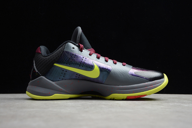 Kobe 5 “Chaos” CD4991-001