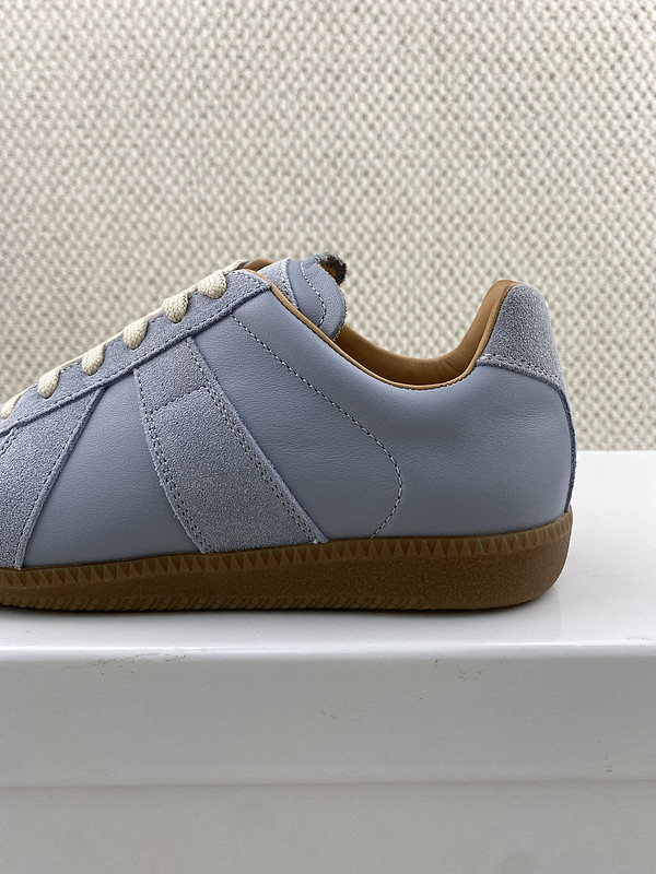 ma*s*n Ma*i*la sneakers