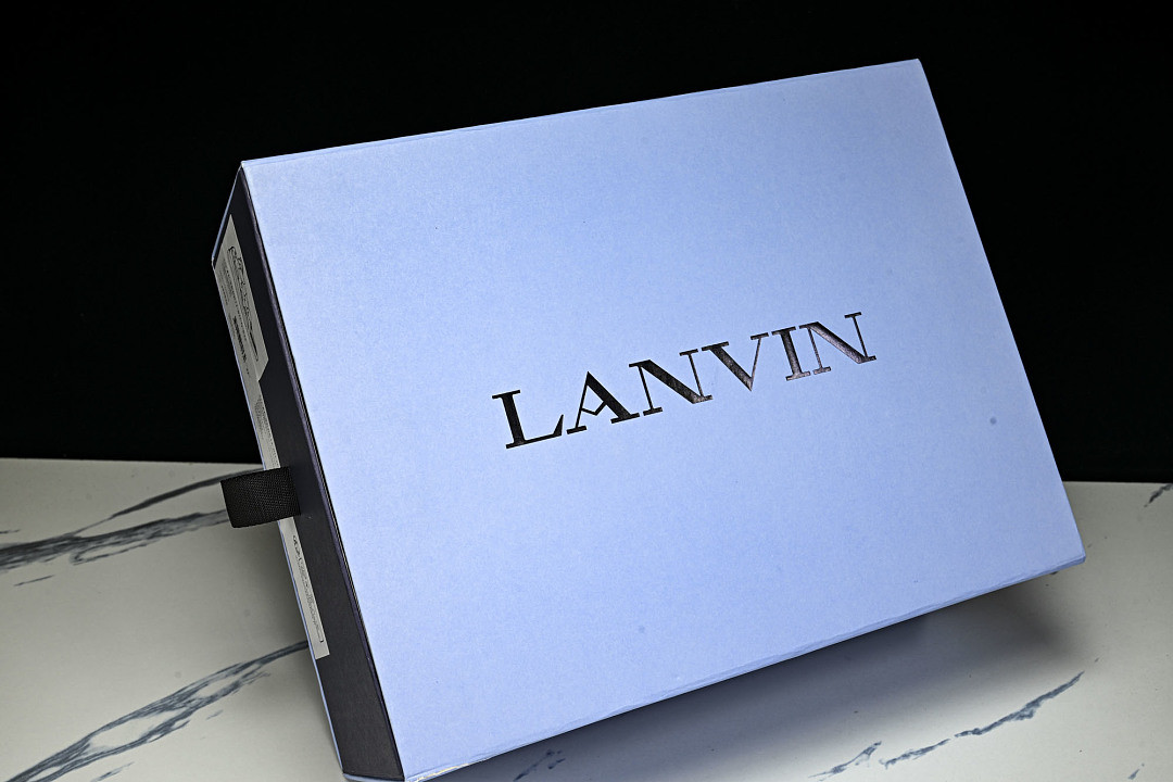 LanV sneakers