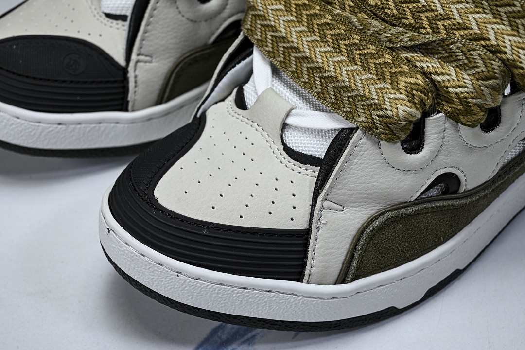 LanV sneakers