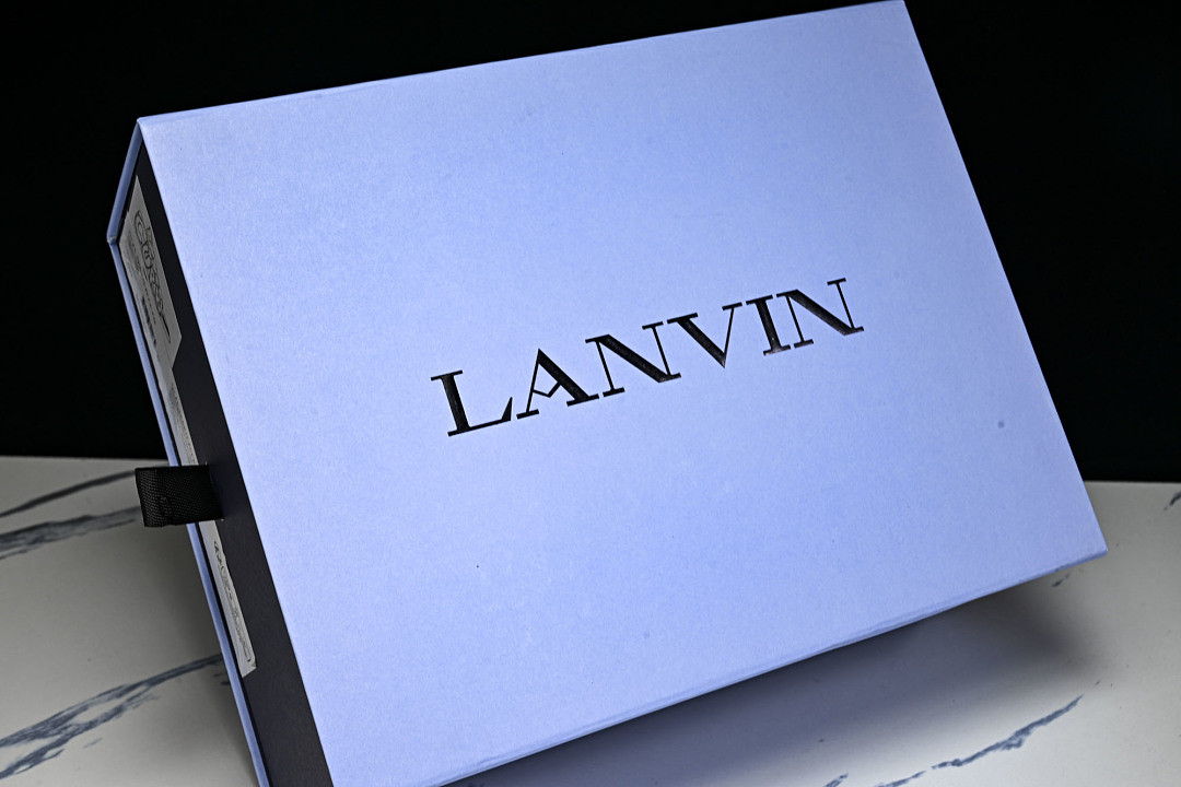 LanV sneakers