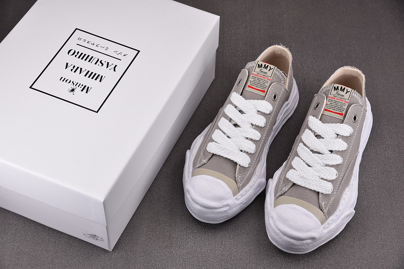 Ma1s0n Mihara Sneakers