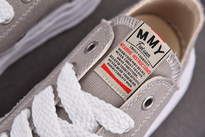 Ma1s0n Mihara Sneakers