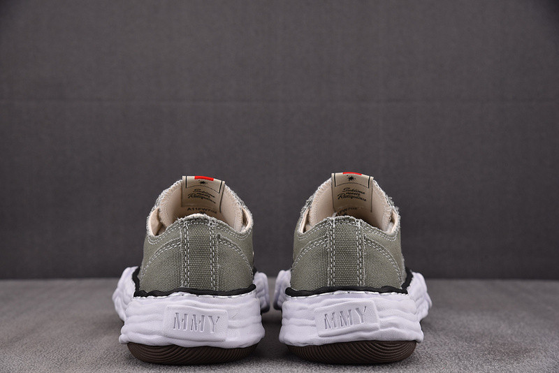 Ma1s0n Mihara Sneakers