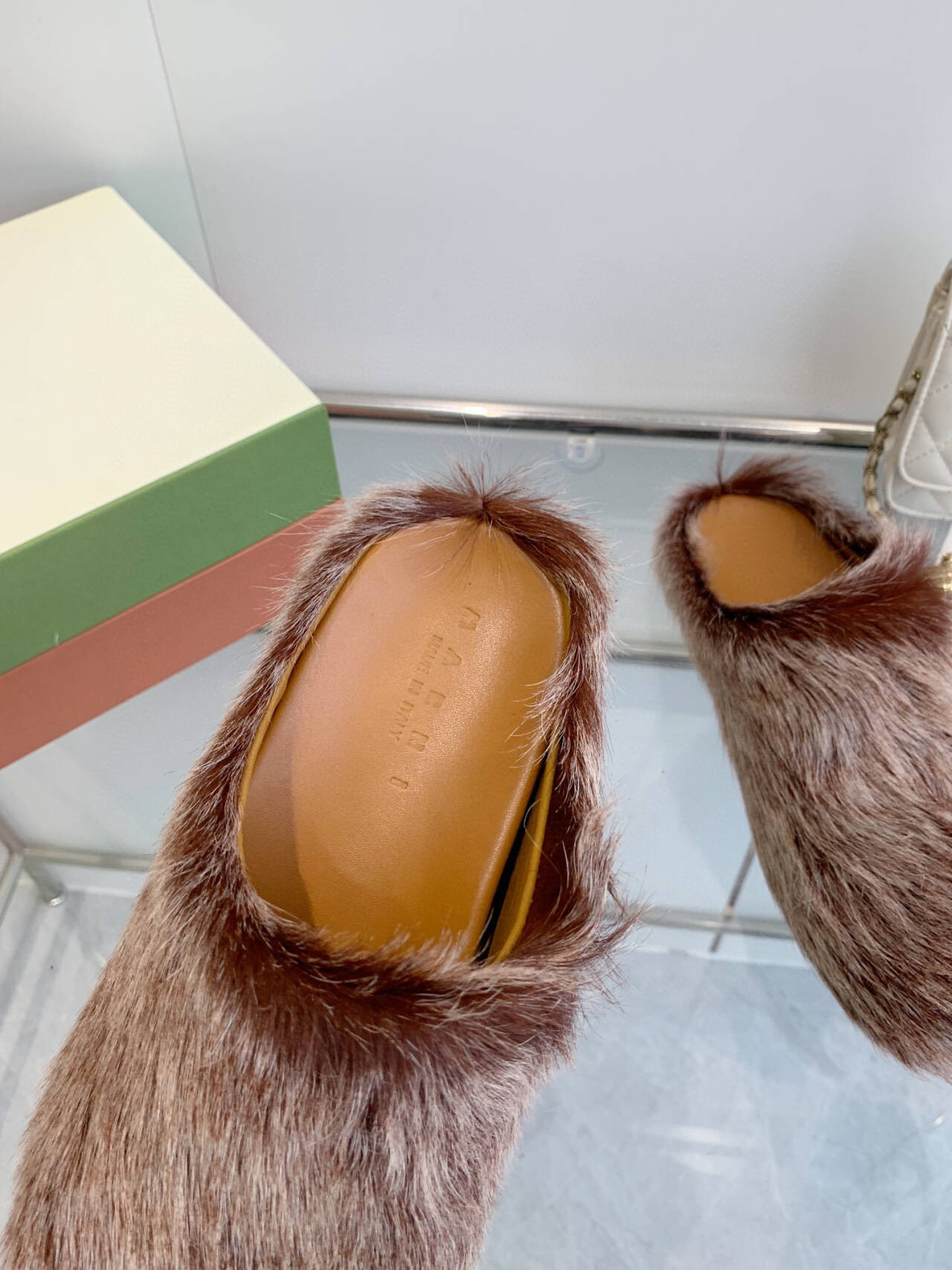 Marn* SLIDES