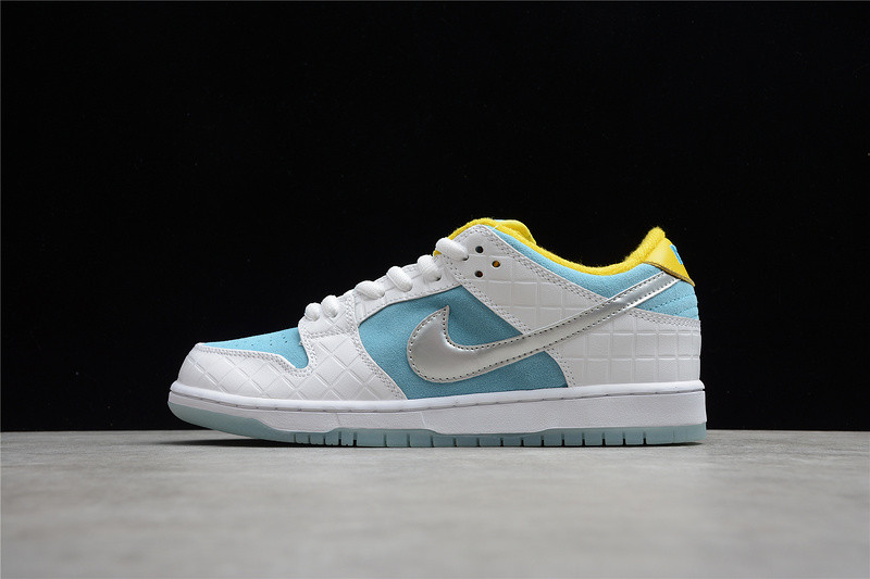 FTC x Nike SB Dunk Low DH7687-400