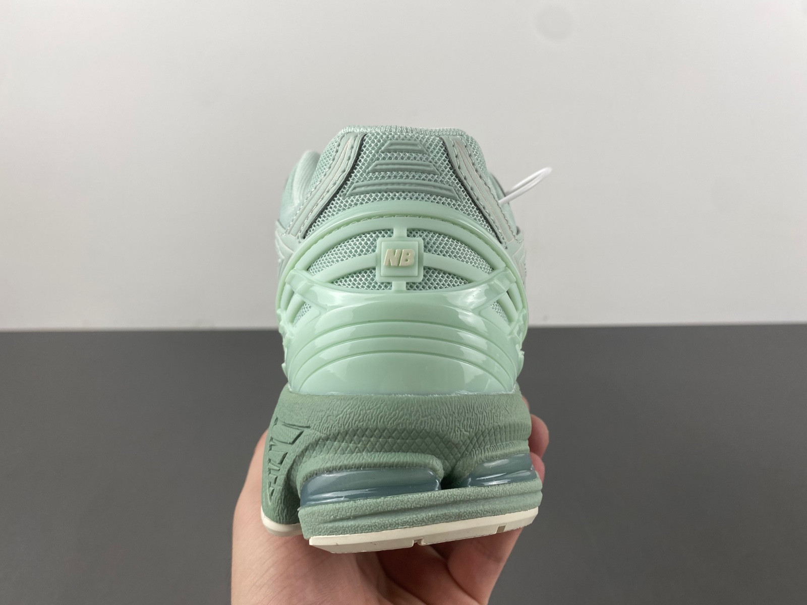 New Balance 1906R M1906RZC